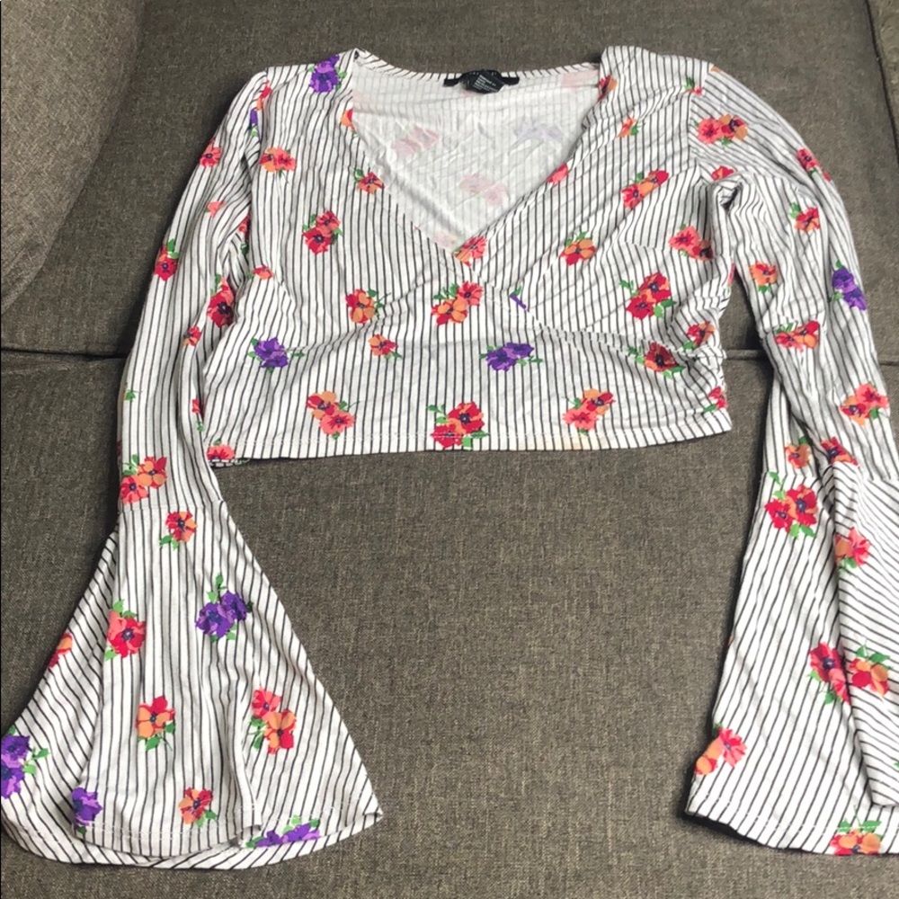 Pretty crop top